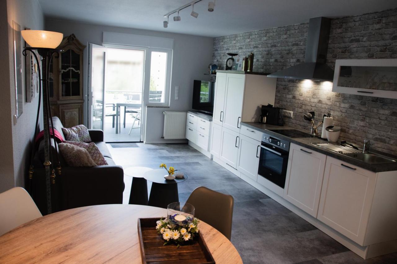 Naturnahe Schoene Neu Gestaltete Ferienwohnung Würselen Kültér fotó